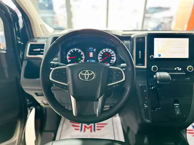 صورة 9 لـ 2026 Toyota GRANVIA
