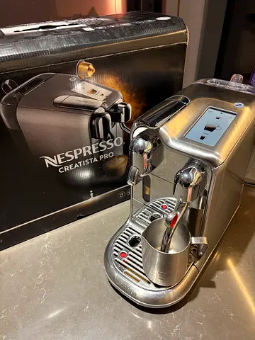 Nespresso Creatista Pro espresso machine - stainless steel, excellent condition - UAE version
