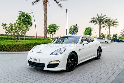 Porsche Panamera 4S | 2013 | GCC Specs