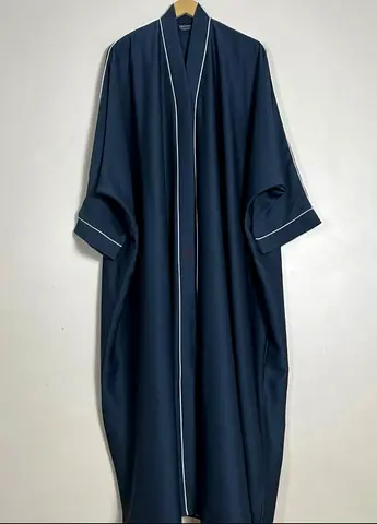 Navy Blue Long Kaftan/Abaya with White Piping – Good Condition