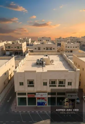 بناية سكني تجاري للبيع في المويهات 2 – عجمان | دخل سنوي 436,200 درهم | سعر 5.5 مليون