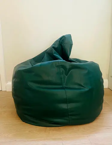 Gaming Dark green faux leather bean bag chair - good condition