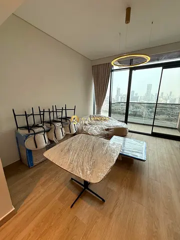 High-Floor 1BR with Kitchen Appliances| 6 Cheques| Downtown City View | Modern Finishes