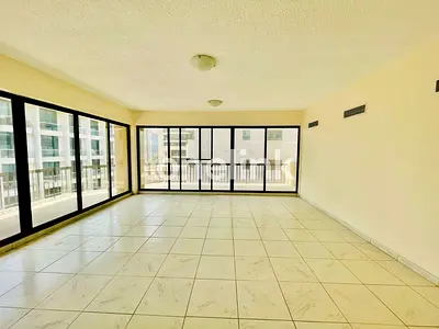 3BR | Spacious | Family Home | Near Metro