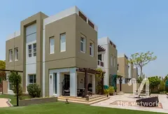 Single Row | Vacant | Large Garden