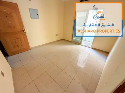 Spacious one-bedroom apartment with a living room, excellent layout, a balcony with a great view, and a prime location.