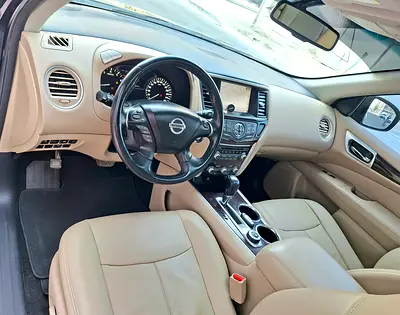 2016 Nissan PATHFINDER photo 9
