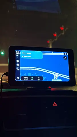Portable GPS Navigation Unit with Car Mount and Charger with rear camera  - Working Condition