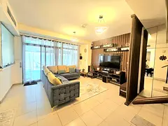 Close to Pool and Park | Vacant on Transfer