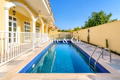 Single Row | Huge Basement | Vacant Now