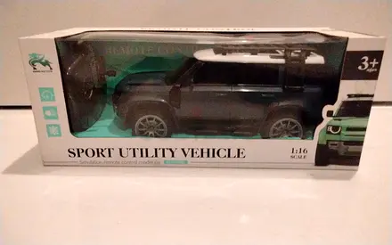 1:16 Scale Remote Control Sport Utility Vehicle Toy - 3+