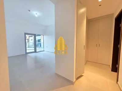 Astounding 3BHK With 2 Parking, Maid Room & Amenities