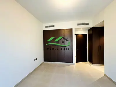 Middle Single Row Gated Community Vacant Now