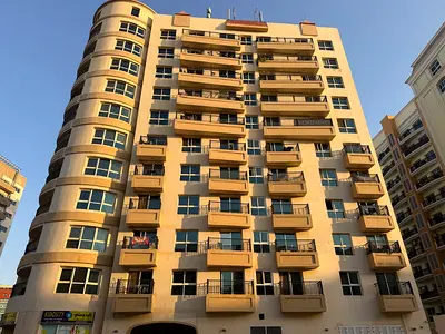 Luxury 1 Bed Apartment | Prime Location | Fully...