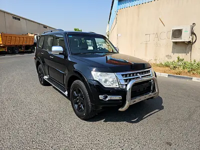 Mitsubishi pajero Model 2016 Gcc full option