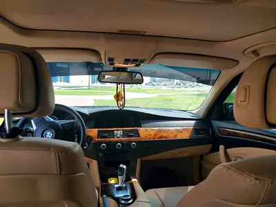 2009 BMW 5-SERIES 照片 4