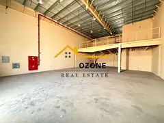 Warehouse at prime location