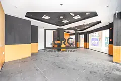 Fitted | High Visibility | F&B Suitable