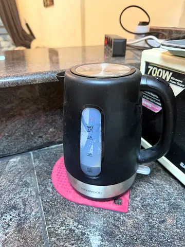 QUICK SALE SINCE MOVING, CHEAP Used Black Electric Kettle - 1.7L (working)