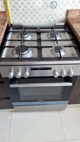 Siemsns top gas oven electric 60 Cm