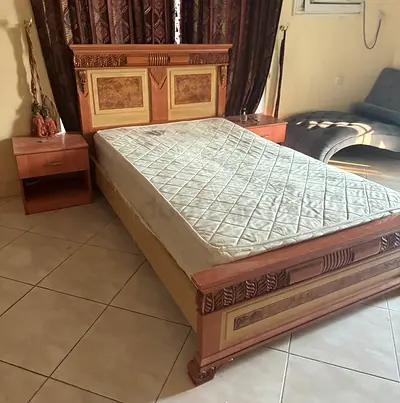Free delivery Bed set