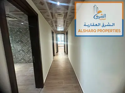 ابراج الخور-غرفة خادمة ماستر 4 حمام مساحة كبيرة-أرضيات باركيه إطلالة بحرية-الخور تكييف وتبريد مركزي