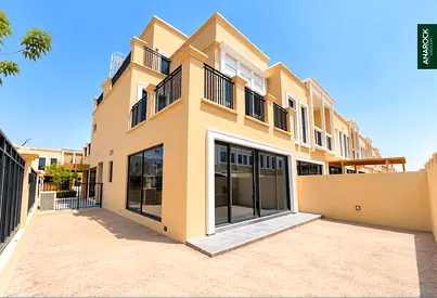Corner Unit | Multiple Cheques | Park View