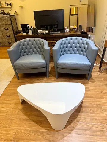 x2 Moroso Rich Cushion Capitoné Armchair leather armchairs by Antonio Citterio, 1980s design L82 P80