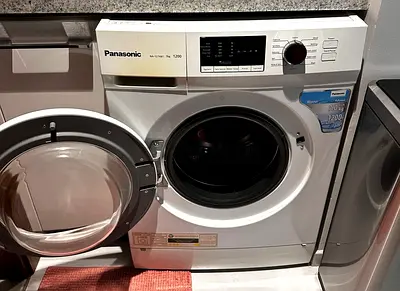 Panasonic 7 kg front-load washer NA-127XB1