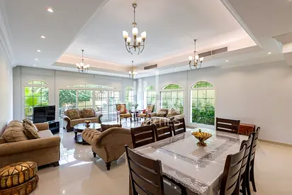 Spacious Villa | Near to Mall | Furnished Unit
