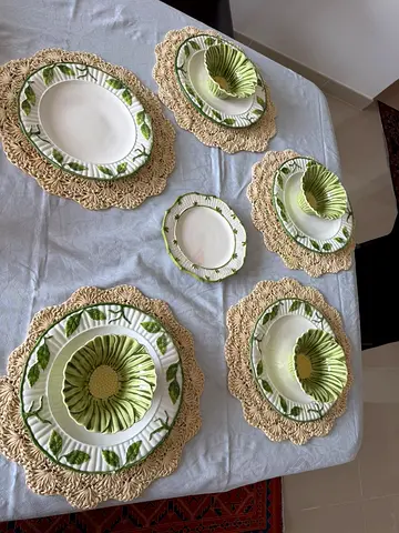 Designer Italian & Portuguese Tableware(Plates) – Les Ottomans & Bordallo Pinheiro | 11 Pieces