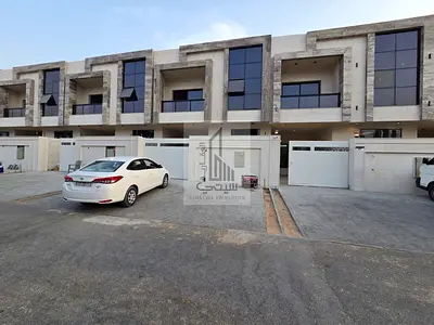 فيلا مميزة بالحليو من المالك مباشرة قريبه بجميع الخدامات