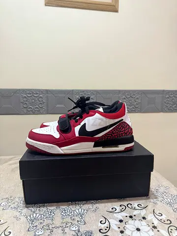 Nike Air Jordan Legacy 312 Low sneakers red white black