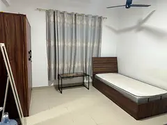 Fully Furnished private room for rent Executive Bachelor - Non Cooking 1,700