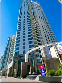 Luxury 3-BR Apartment | Prime Marina Location | Marina View