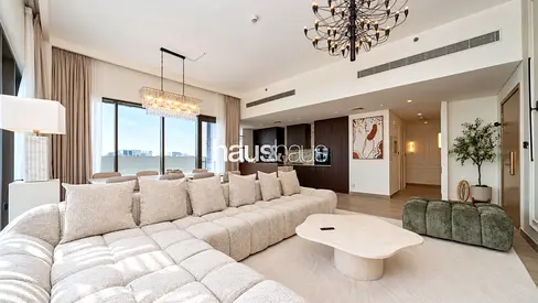 Upgraded Penthouse | Furnished | Lagoon Access