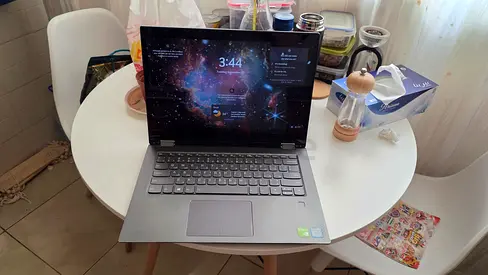 Lenovo yoga 520 laptop