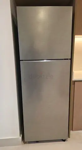 Samsung Stainless Steel Top-Freezer Refrigerator - Good Working Near New Condition