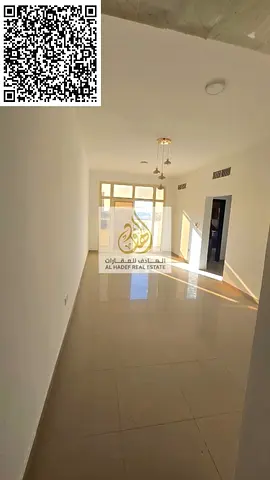 شقة غرفتين وصالة ايجار سنوى  مساحه واسعه جدا   مع بلكونه بإطلالة مفتوحة 2 حمام  الموقع 📍 الحميديه  1 خلف المرور وقريب من جامعه عجمان والمحكمه  السعر