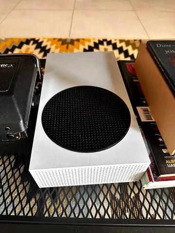 Microsoft Xbox Series S console