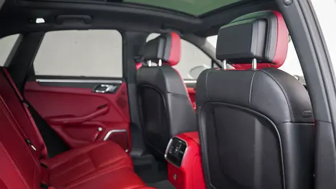 صورة مصغرة 5 لـ 2023 Porsche MACAN