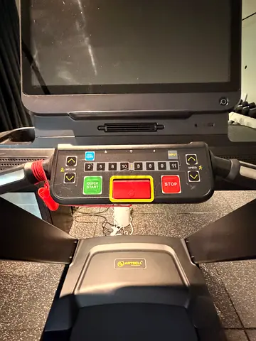 Tread mill
