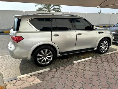 2014 Infiniti QX80 照片 5