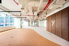 3 Combined Offices | Fitted | 3 Parkings
