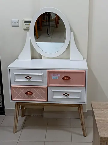 Small Vintage-Style Dressing Table with Mirror and 4 Drawers - White & Pink (Girls)