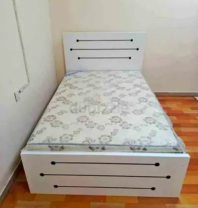 Single MDF Wooden Bed With Mattress