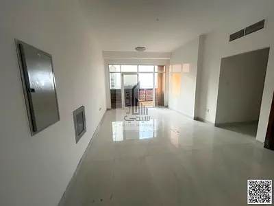 للإيجار شقة مميزة أول ساكن في منطقة المويهات 2 بعجمان، بمساحة كبيرة وتصميم عملي يوفر الراحة والخصوصية، وتعتبر فرصة مناسبة للعائلات الباحثة عن شقة جديد