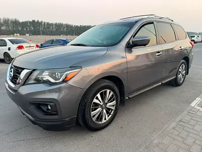 Nissan Pathfinder SL 4WD | American Spec | Model 2017 | 153,130 KM Looking for a spacious, comfortab