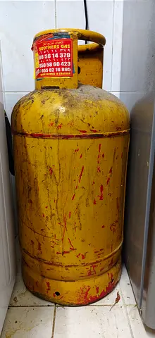 Gas cylinders