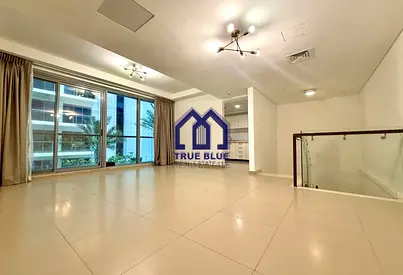 Duplex | Sea View | Freshly Painted | Vacant